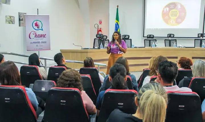 Ação realizada nesta segunda-feira reforça combate à violência contra a mulher