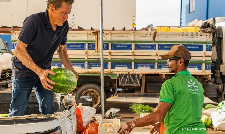 Agricultores de Boa Vista entregam alimentos ao PAA e garantem segurança alimentar