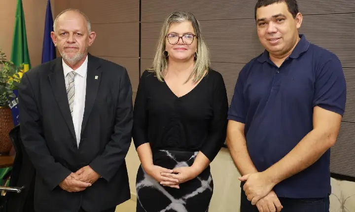 ALE-RR discute políticas públicas em visita de diretor da Casa de Governo a Roraima