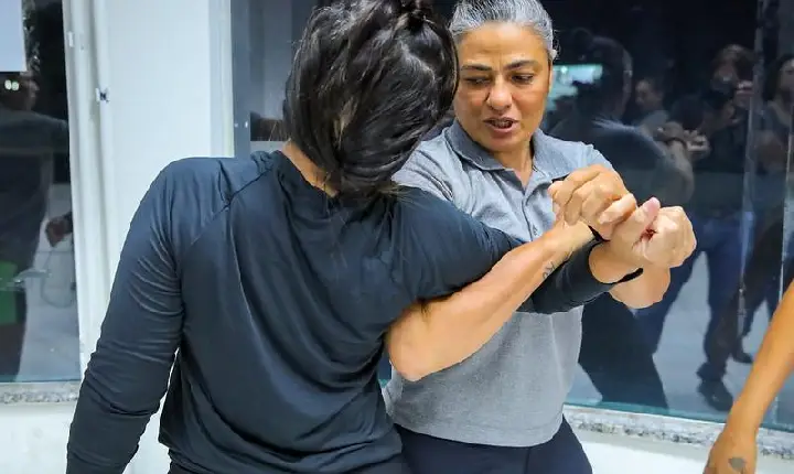 ALERR aprova projeto que libera uso de dispositivo de eletrochoque para legítima defesa de mulheres