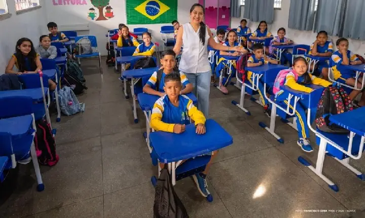 Alunos da rede municipal de ensino retornaram às aulas nesta quarta-feira, 22