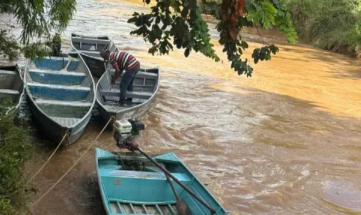 Barcos são entregues a comunidades indígenas em RR
