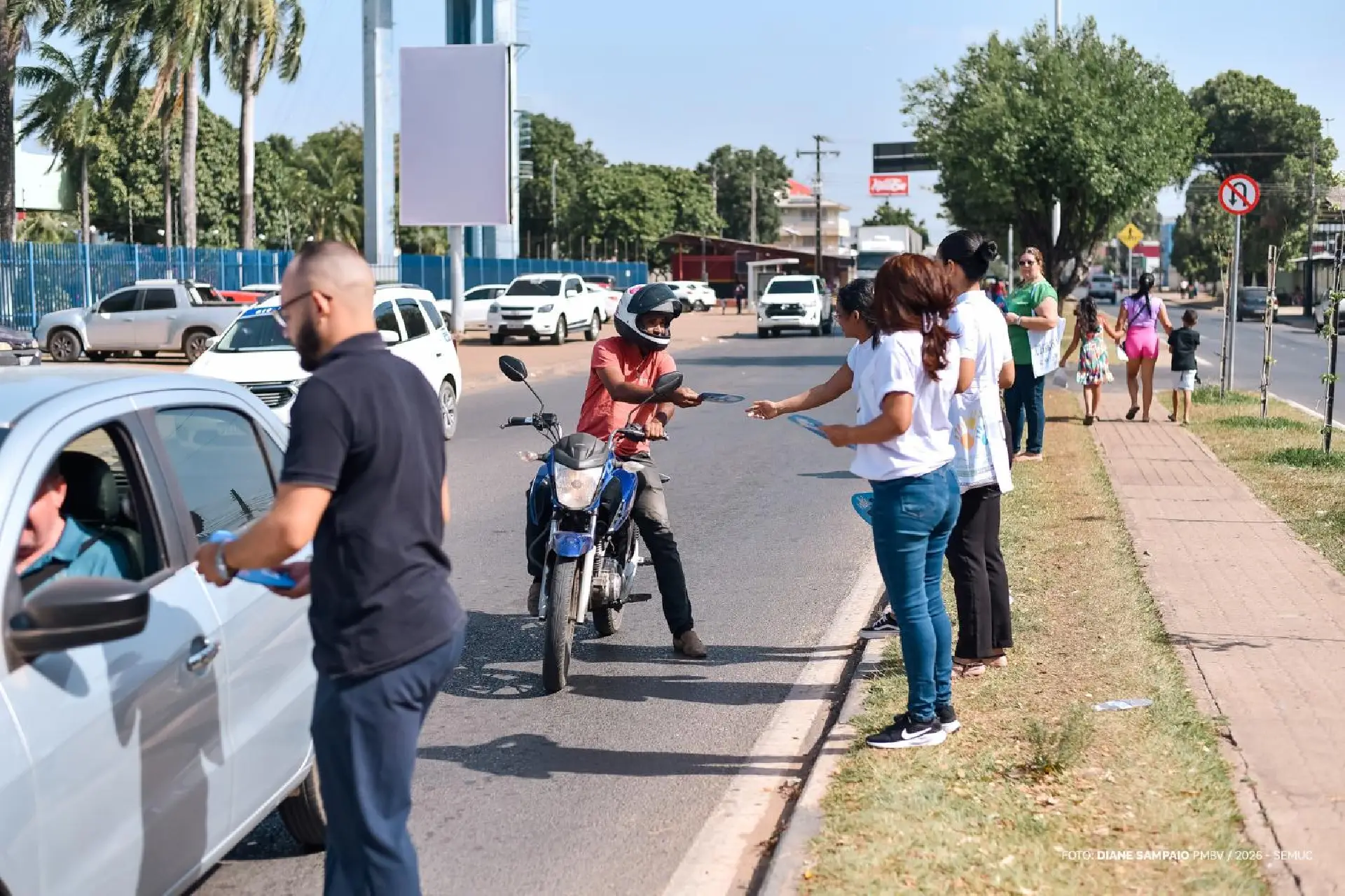 Blitz educativa mobiliza população contra o trabalho infantil