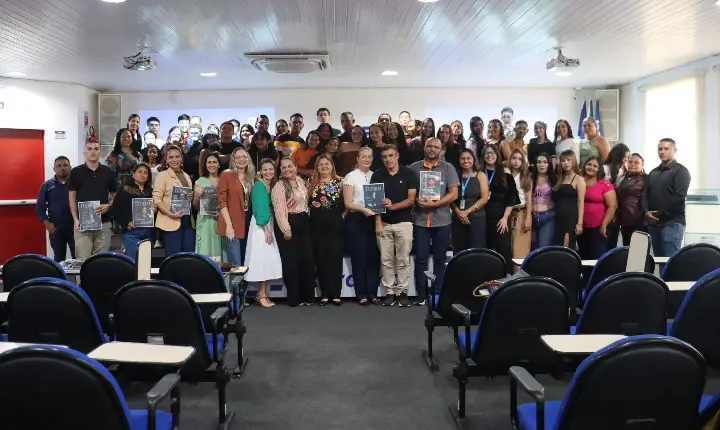Café Empresarial marca encerramento do primeiro módulo do NEJ e reúne estudantes, empresários e famílias