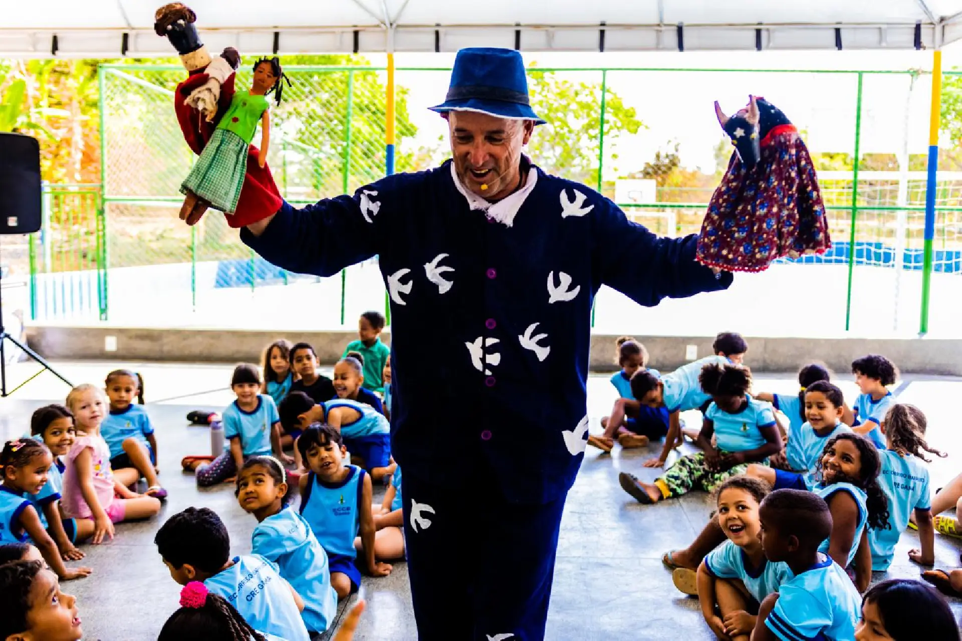 Cantá recebe apresentações de teatro popular de bonecos com acessibilidade