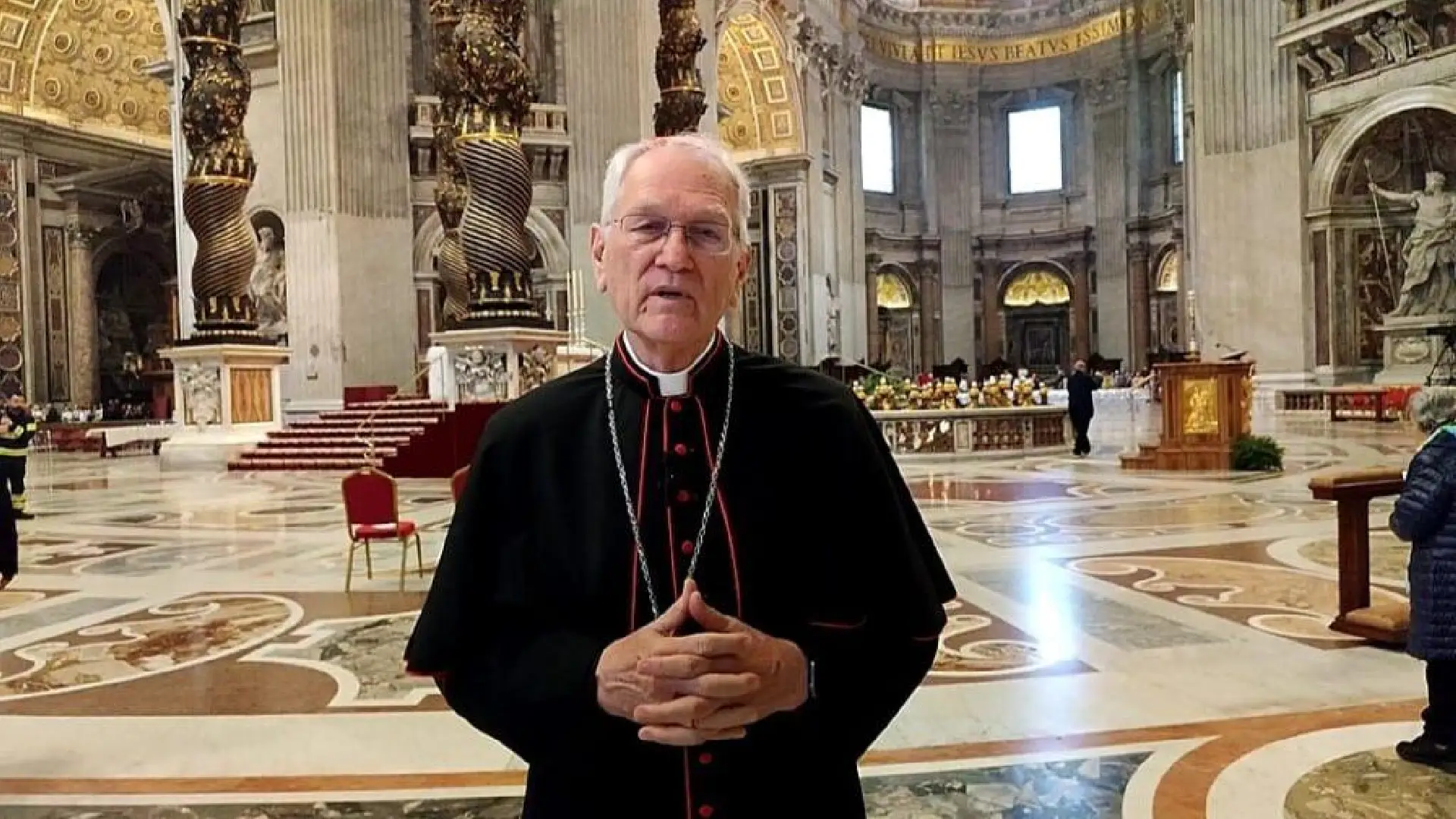 Cardeal Steiner pede a inspiração do Espírito Santo para dar à Igreja um Papa da paz, da esperança e da misericórdia
