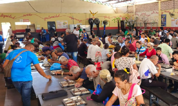 Cáritas anuncia suspensão dos serviços de água, saneamento, higiene e de alimentação em RR