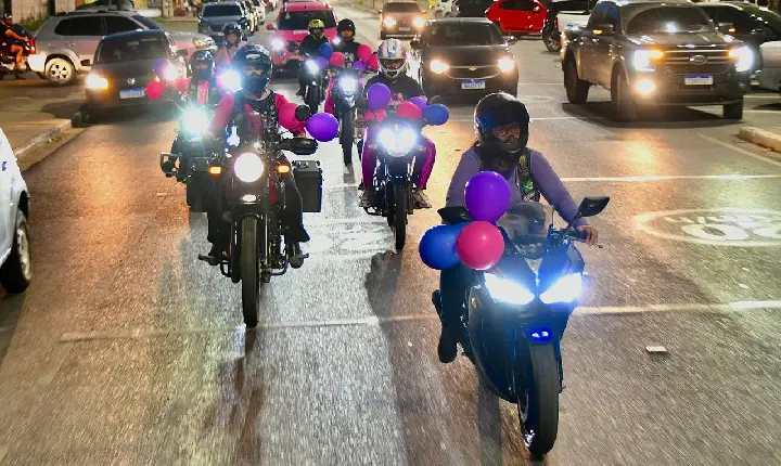 Carreata pelo Dia da Mulher destaca luta por respeito e segurança