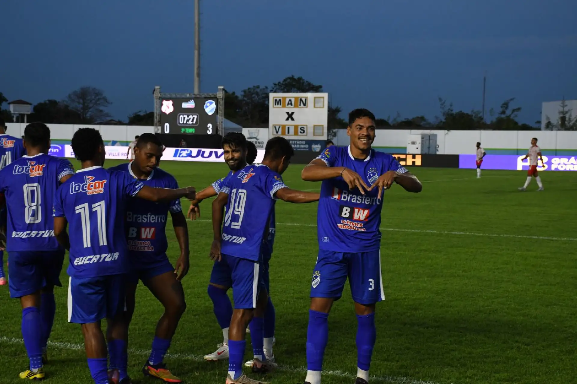 Com goleada sobre o Náutico, São Raimundo assume a liderança do Roraimense