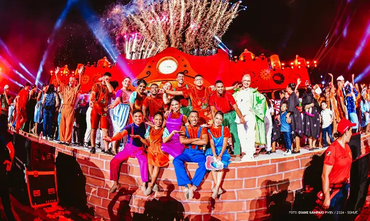 Com mais de 1.500 participantes em cena, ensaios gerais anunciam espetáculo Natal da Paz 2025