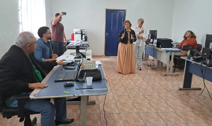 Comissão de Gestão do PCCR da Educação retoma atendimento ao público