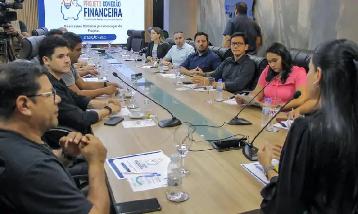 ‘Conexão Financeira’ inicia 2ª edição com formação de professores