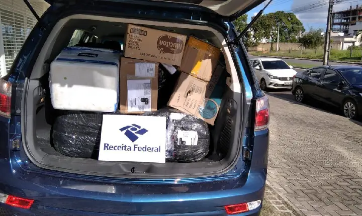 Contrabando em Boa Vista: Receita Federal apreende canetas injetoras de Mounjaro, bebidas e roupas falsificadas