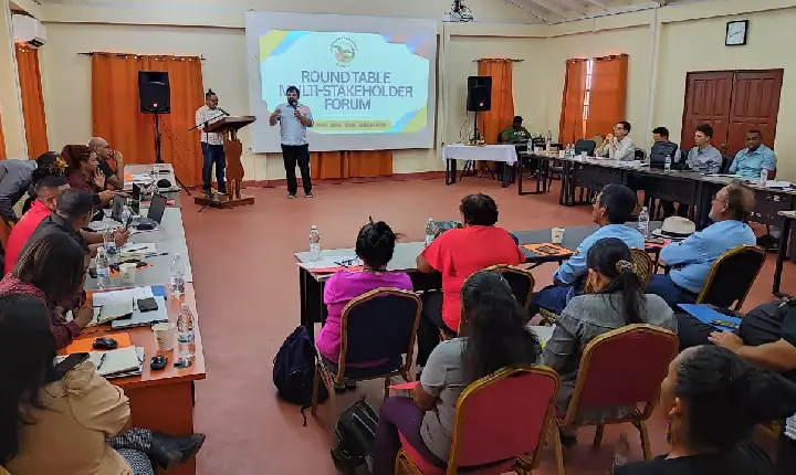 Cooperação agrícola entre Roraima e Guiana avança em encontro no Rupununi