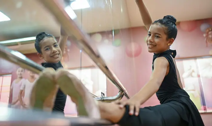 Dia da Bailarina: balé gratuito transforma sonhos em realidade em Roraima
