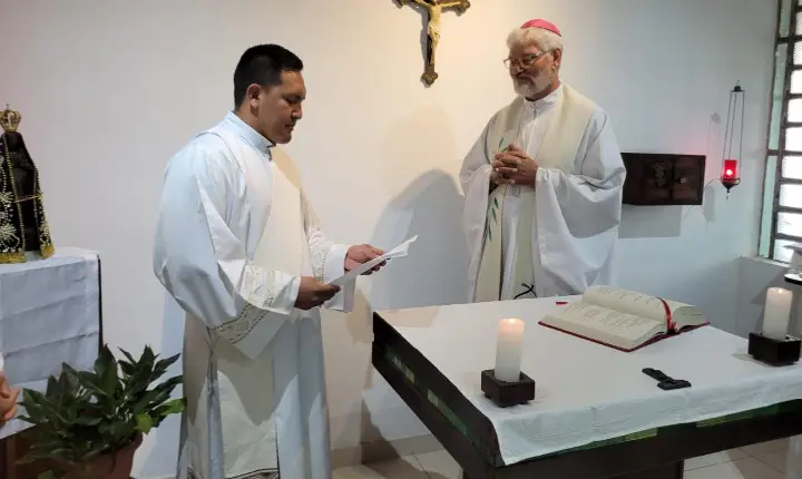 Diácono Djavan André realiza Rito de Profissão de Fé e Juramento de Fidelidade em preparação para a ordenação presbiteral