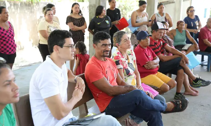 DPE-RR acompanha disputa por terrenos e ouve moradores da Vila Vista Alegre