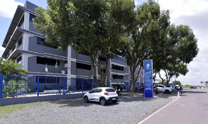 Edital da UERR abre duas vagas para apoio técnico à Pós-Graduação