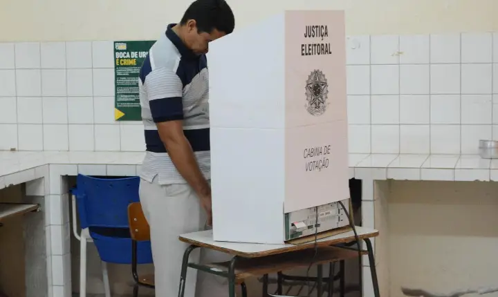 Eleitores não podem ser presos durante período que antecede as eleições