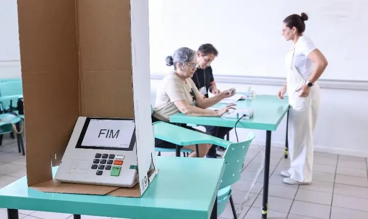 Eleitores têm até esta quinta-feira (20) para solicitar voto em trânsito