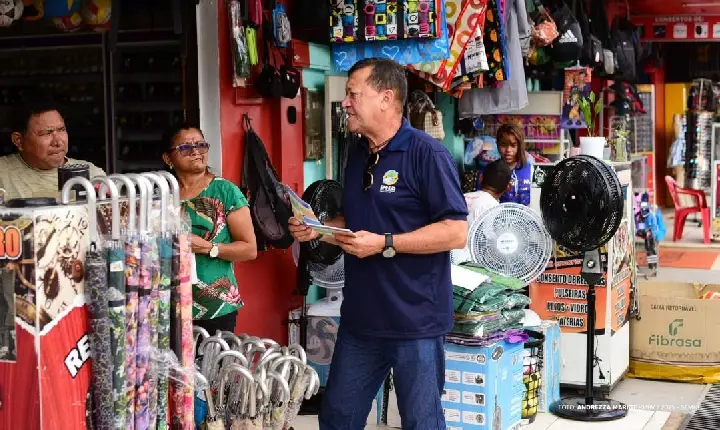 Emhur orienta população sobre importância do uso correto das calçadas