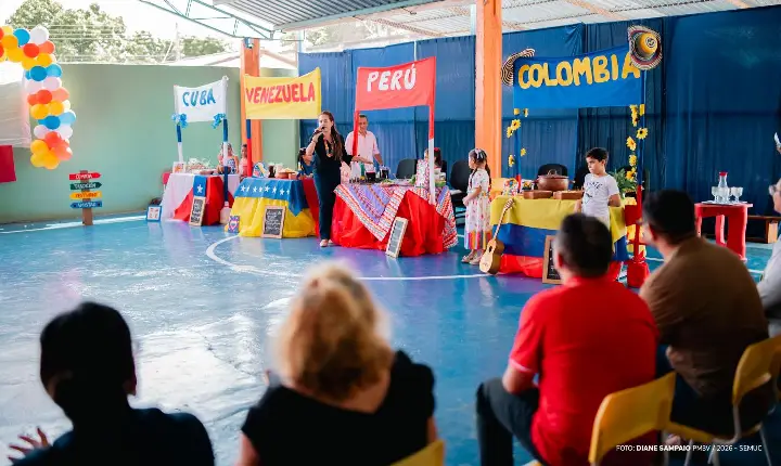 Escola de Boa Vista promove projeto bilíngue sobre culturas latino-americanas