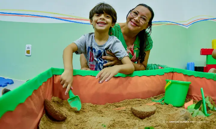 Famílias celebram evolução dos filhos em aniversário de 1 ano do Centro de Autismo