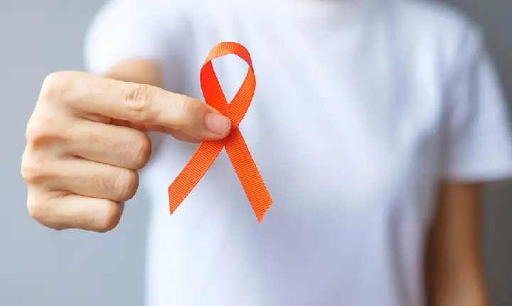 Fevereiro Laranja reforça a luta contra a leucemia e destaca a importância da doação de medula óssea