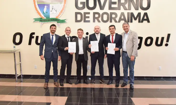 Governador empossa 20 novos auditores fiscais da Sefaz