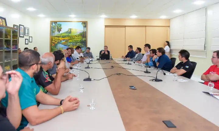 Governo concede revisão anual de 5% aos servidores estaduais