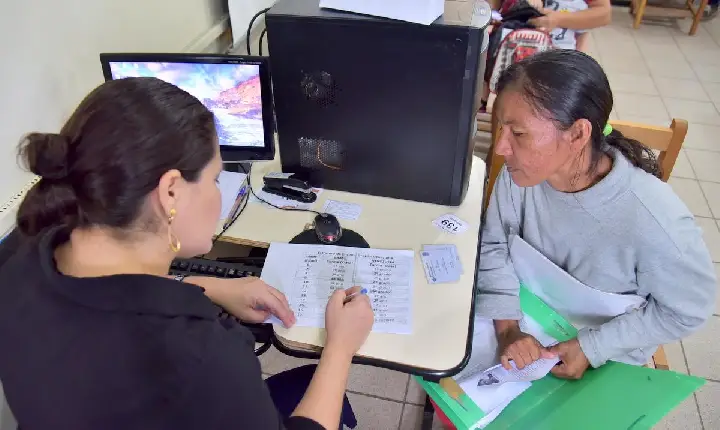 Governo de Roraima abre pré-matrículas da EJA 2026