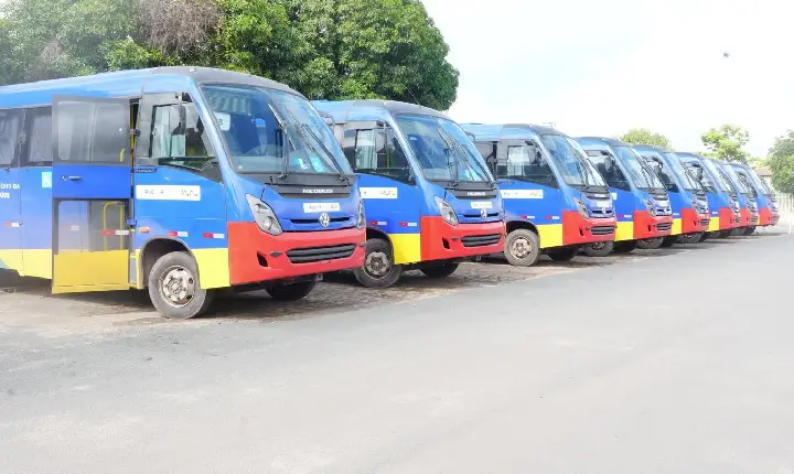 Governo de Roraima recebe micro-ônibus do Ministério da Saúde para transporte de pacientes