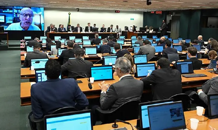 Governo federal projeta salário mínimo de R$ 1.717 para 2027 em nova proposta orçamentária