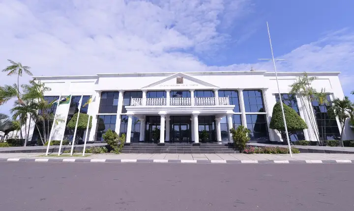 Governo transfere ponto facultativo do Dia do Servidor para segunda-feira (26)