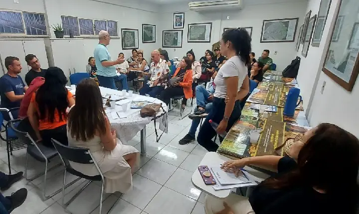 Guias de turismo criam associação para fortalecimento da profissão em Roraima.