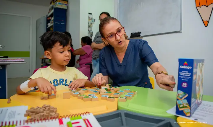 Hospital da Criança mantém rotina escolar de pacientes durante internação