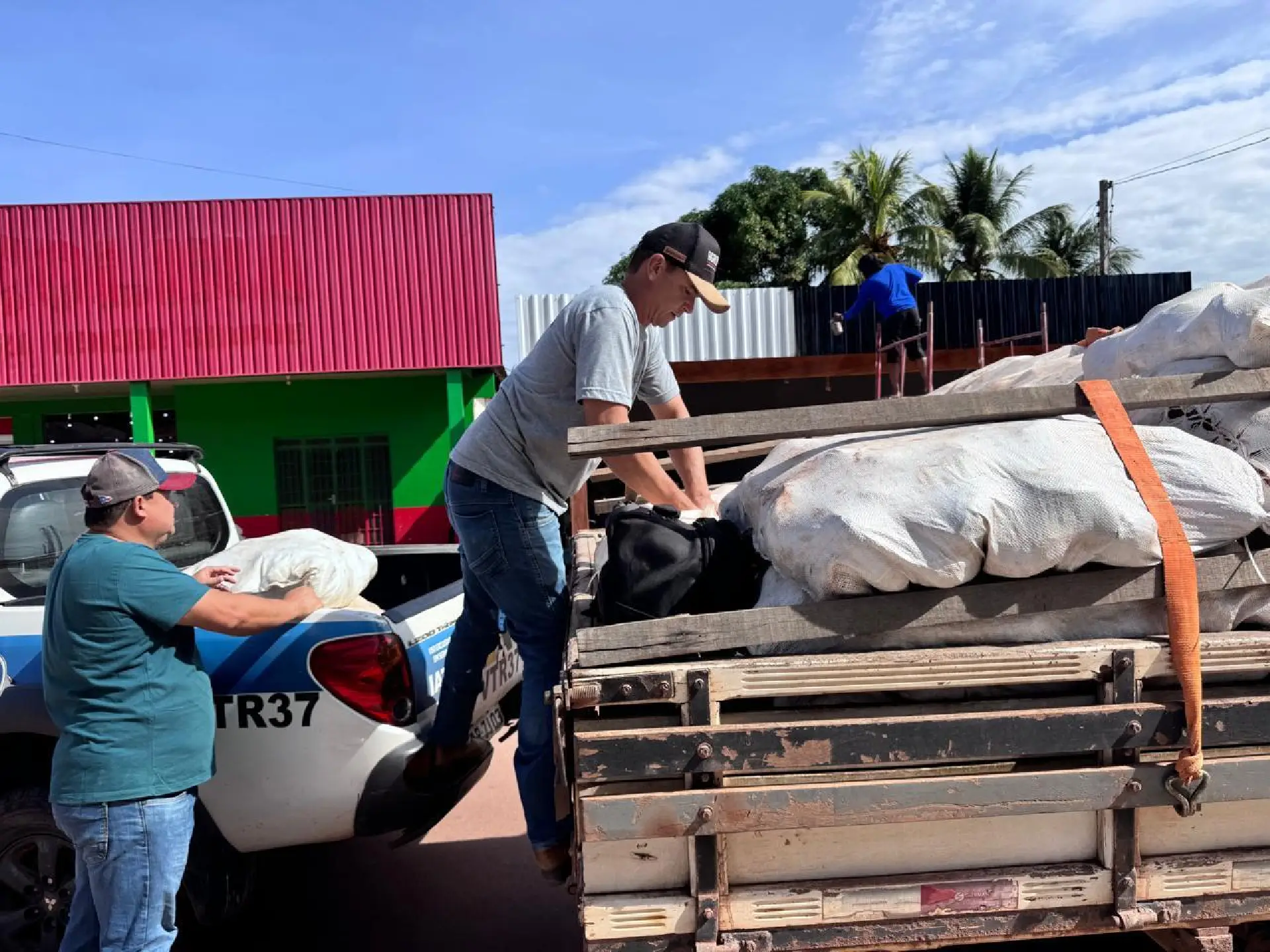 Iater inicia distribuição de mais de 400 mil sementes para produtores do interior de Roraima