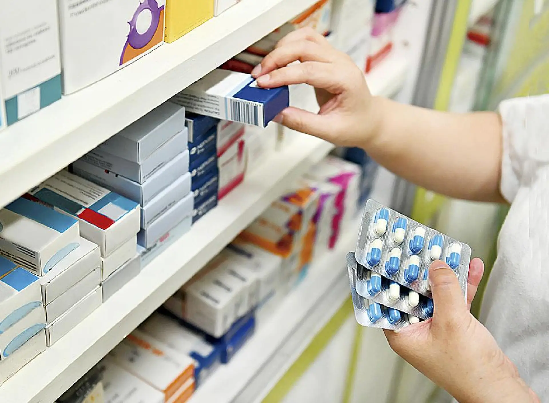 Medicamentos podem ficar até 3,81% mais caros a partir de abril