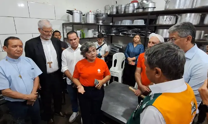 Ministro Wellington Dias visita projetos da Cáritas em Boa Vista e discute continuidade da assistência social