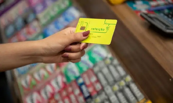 Modernização do vale-alimentação beneficia quase 8 mil trabalhadores e 137 empresas em Roraima