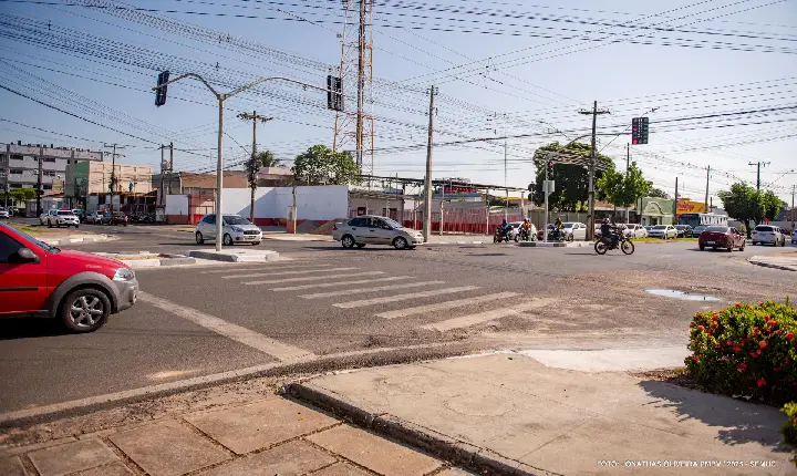 Motoristas devem redobrar atenção para mudança no fluxo da rua Penha Brasil