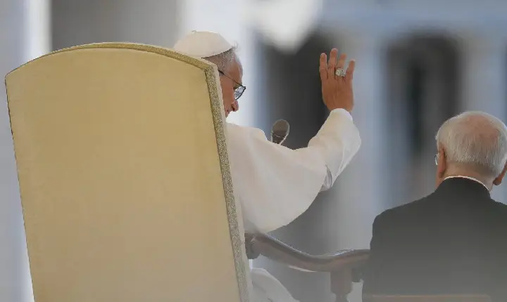 Papa Leão XIV expressa apoio aos cristãos vítimas de violência e perseguição