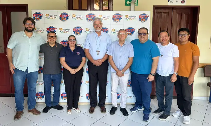 Pe. Luiz Botteon é nomeado diretor da Rádio Monte Roraima; novos cargos também são definidos