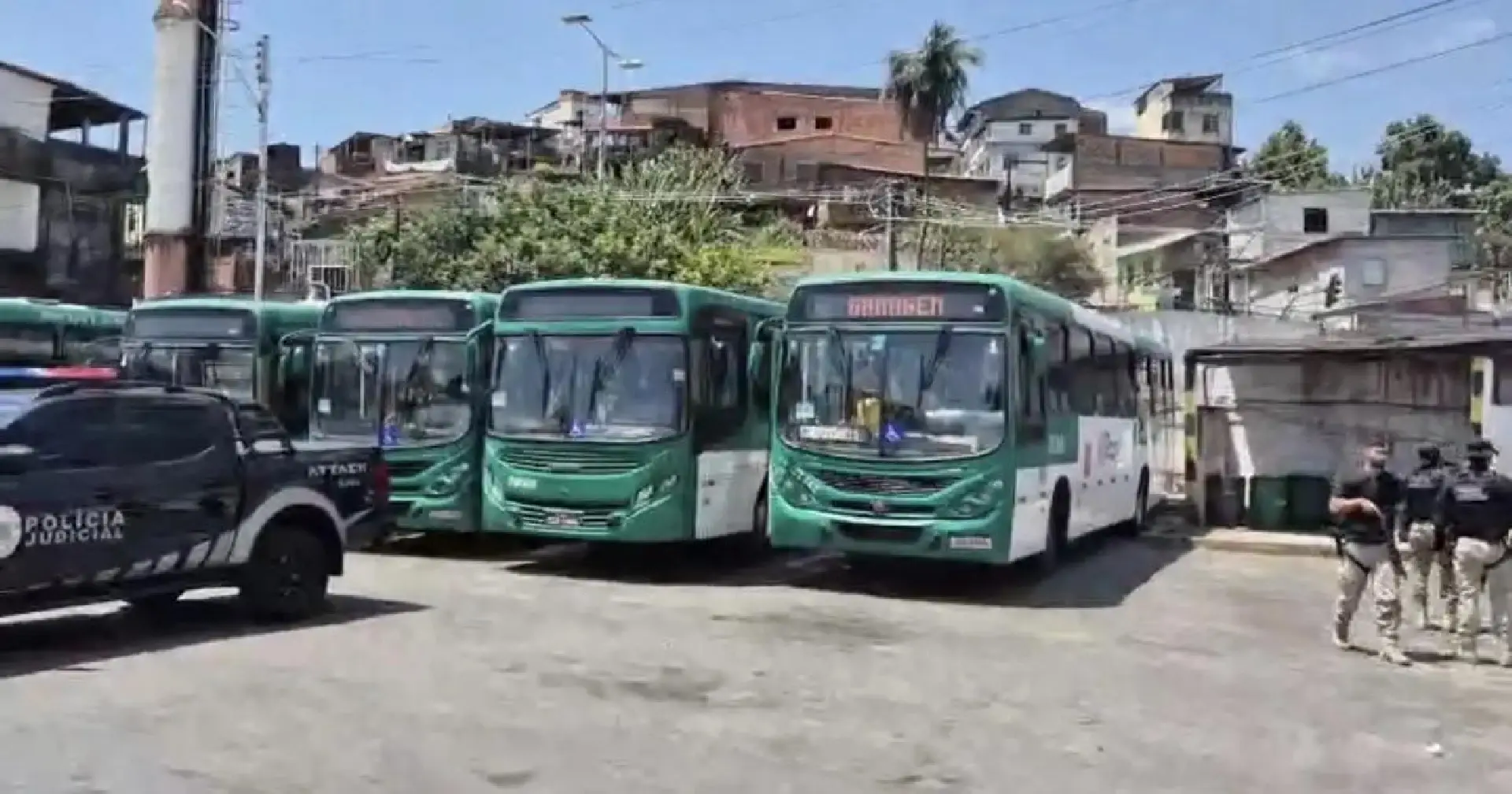 Pedido ao TSE para ampliar horário de votação ocorre após relatos de falhas no transporte público