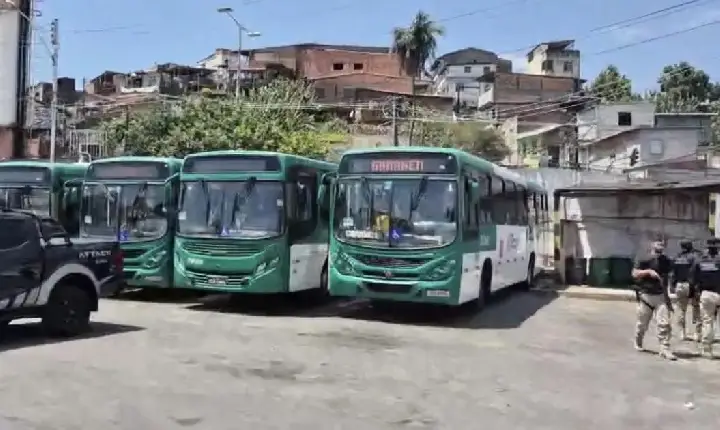 Pedido ao TSE para ampliar horário de votação ocorre após relatos de falhas no transporte público