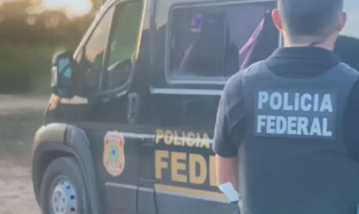PF prende em flagrante dois motoristas por promoção de migração ilegal em Roraima