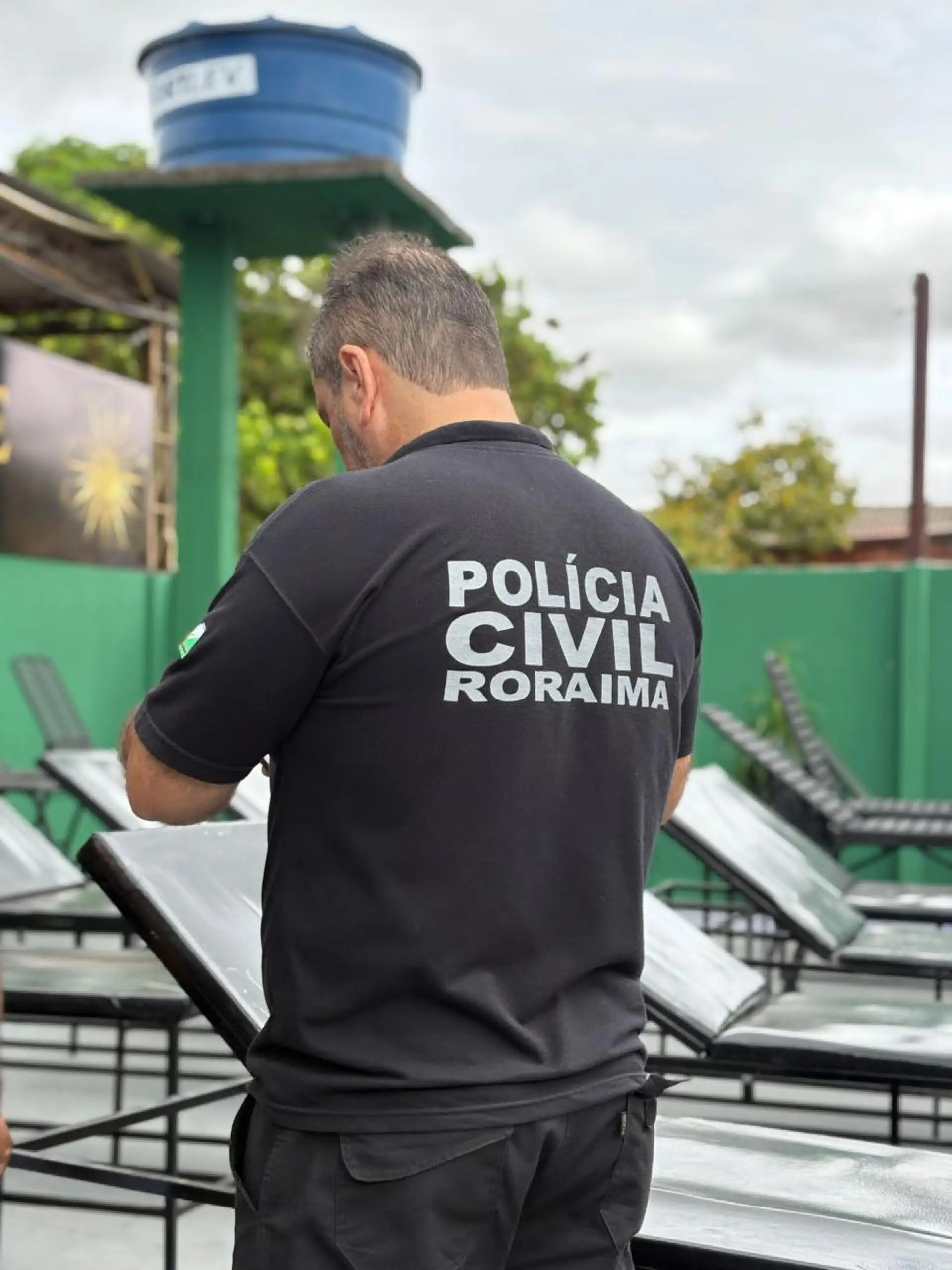 Polícia Civil e Vigilância Sanitária apreendem câmaras de bronzeamento artificial proibidas e alertam para riscos à saúde