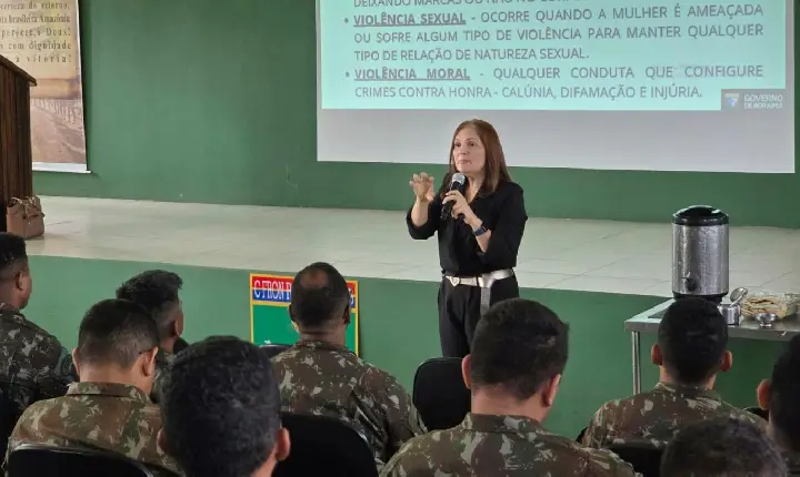 Polícia Civil leva ações de prevenção à violência contra a mulher para militares do 7º BIS
