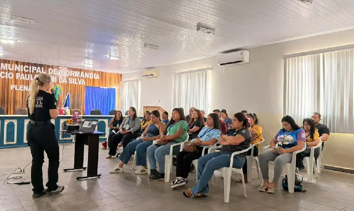 Polícia Civil promove ações de prevenção à violência contra a mulher em Normandia
