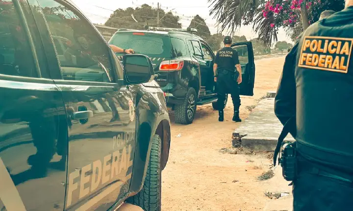 Polícia Federal combate esquema de armas e ouro em Roraima